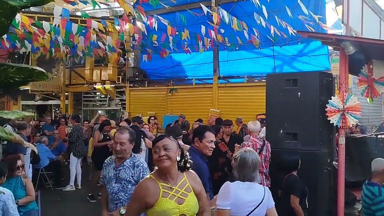 FEIRA DE SÃO CRISTÓVÃO - FORRÓ PE DE SERRA 
