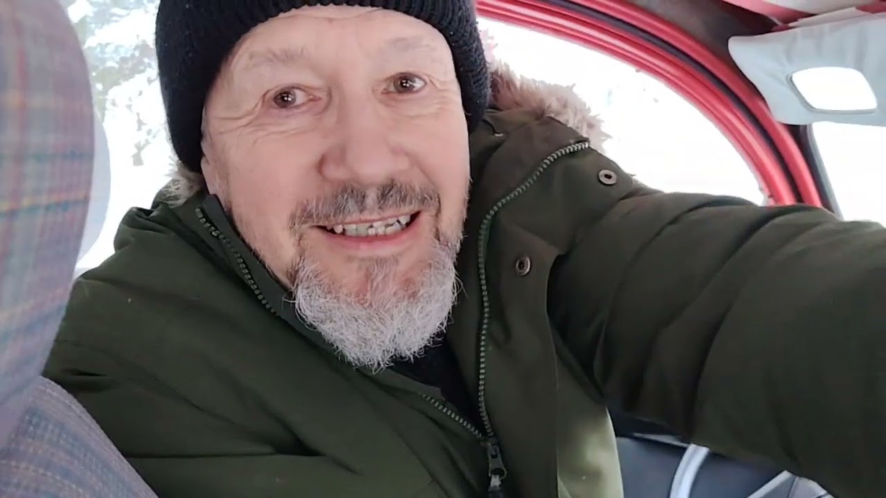 Citroën 2 cv в зимней стране чудес