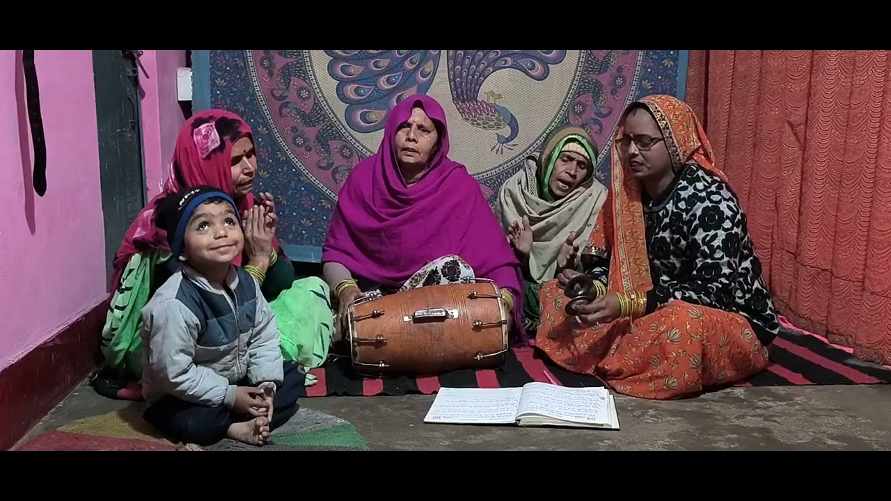 भंगिया पी के बैठी गोरा के पिया
