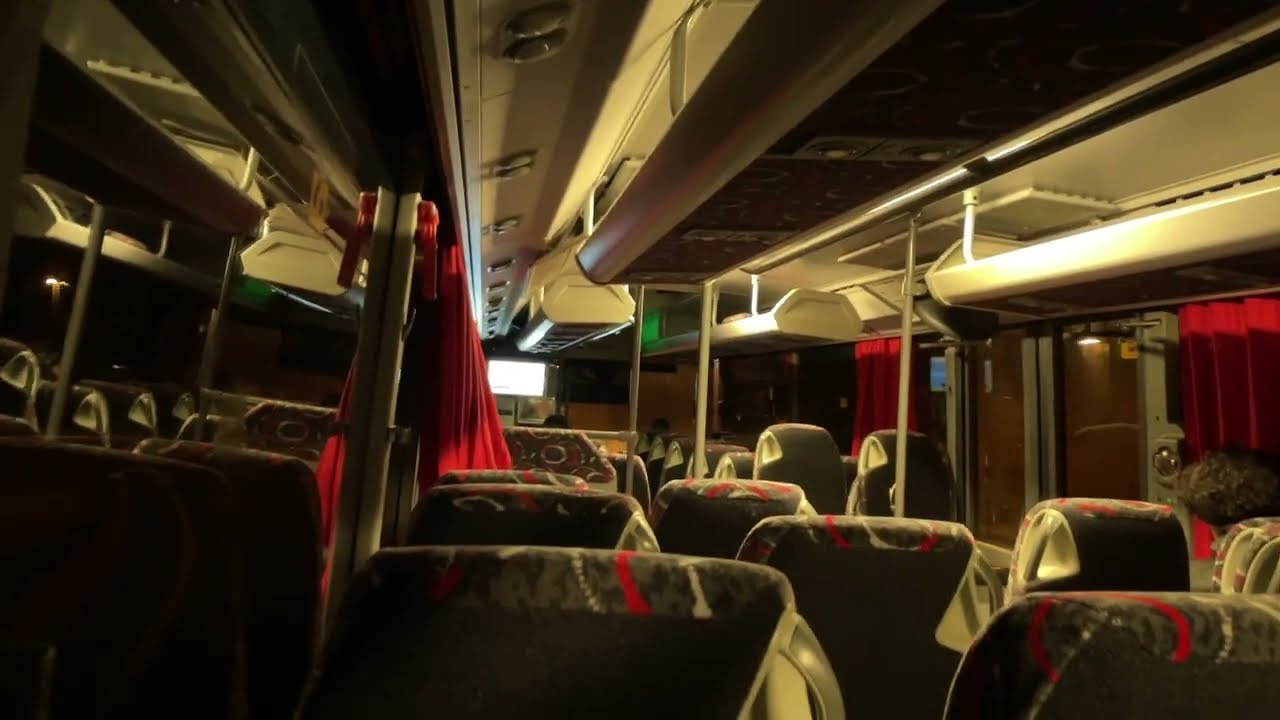 Voyage à bord de la Mercedes Intouro n*237650 sur la ligne 7805 en destination de Porte d’Orléans 