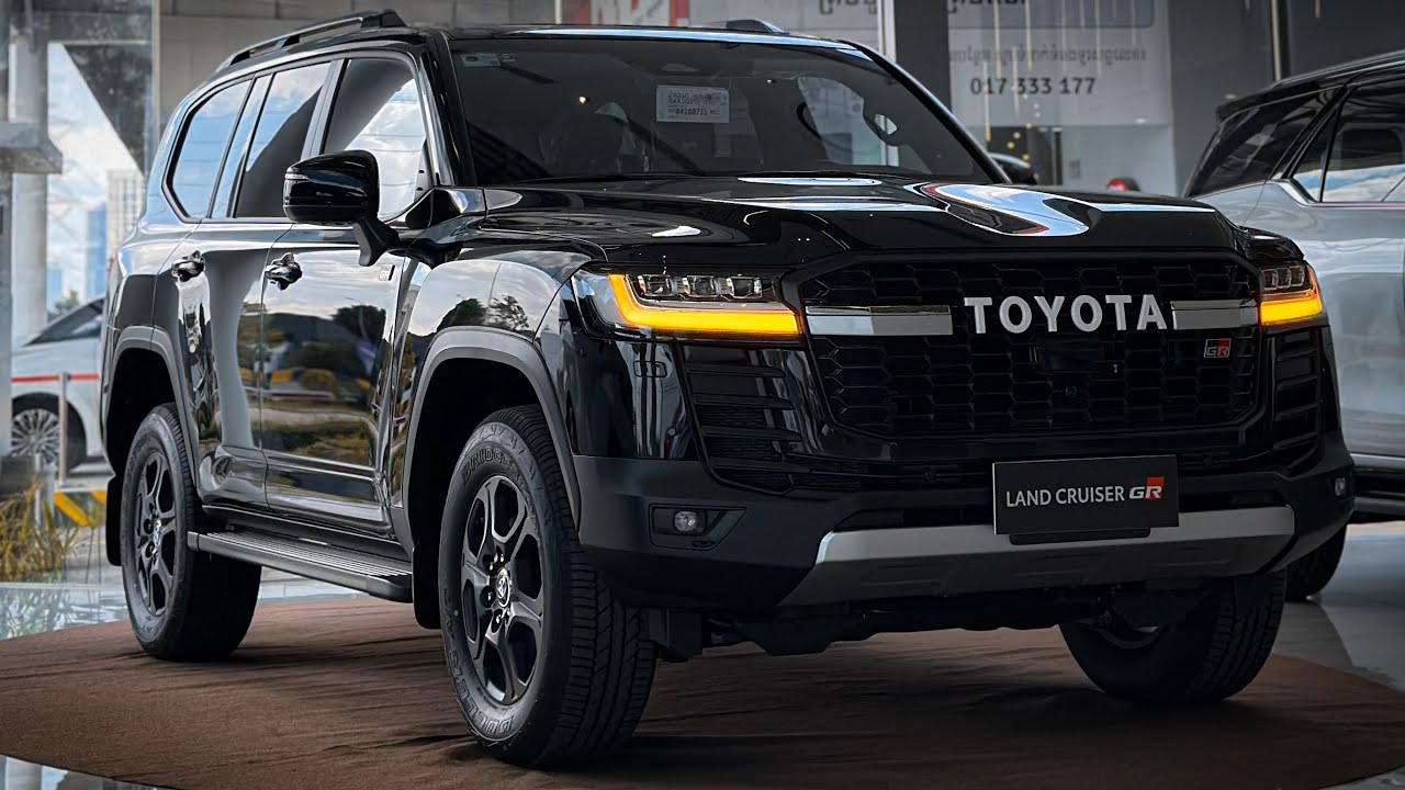 Toyota Land Cruiser GR (2025) - The Black King Of SUV
