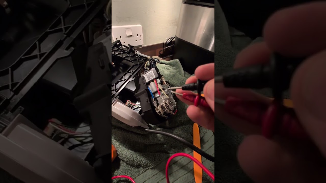 Nespresso lattissima one milk frother fix, replace thermal fuse. Full instructional video