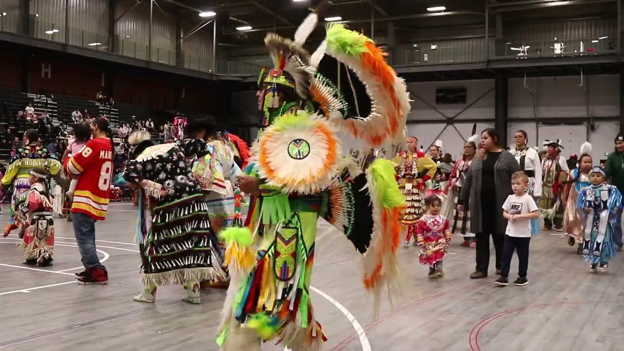 MVI 7081 Tsuut'ina Powwow 2023 Intertribal Singing & Dancing...