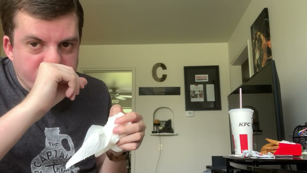 KFC Cheeto Sandwich Review