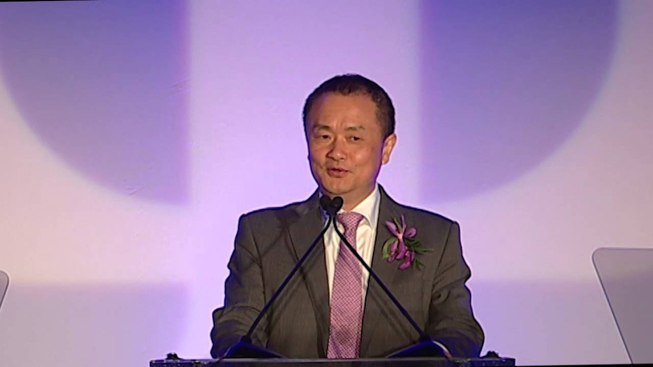 Hong Mei receives 2015 IEEE CS Technical Achievement Award