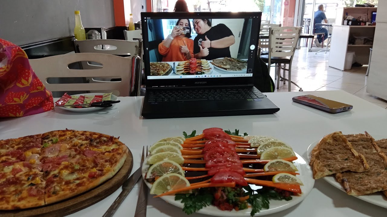 PİDE VE PİZZA MUKBANG | HADİ GARİDE PİDE VE PİZZA KIYMALI PİDE KARIŞIK PİZZA PİZZA VE SALATA YİYENNN