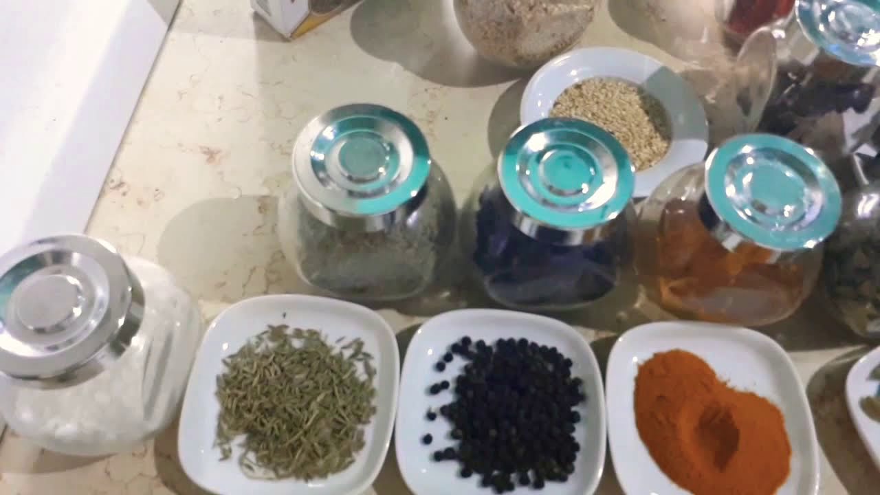 ዝተፈላለዩ ቀመማት ኣብ ገዛ ክንሕዞም ዝግባና
