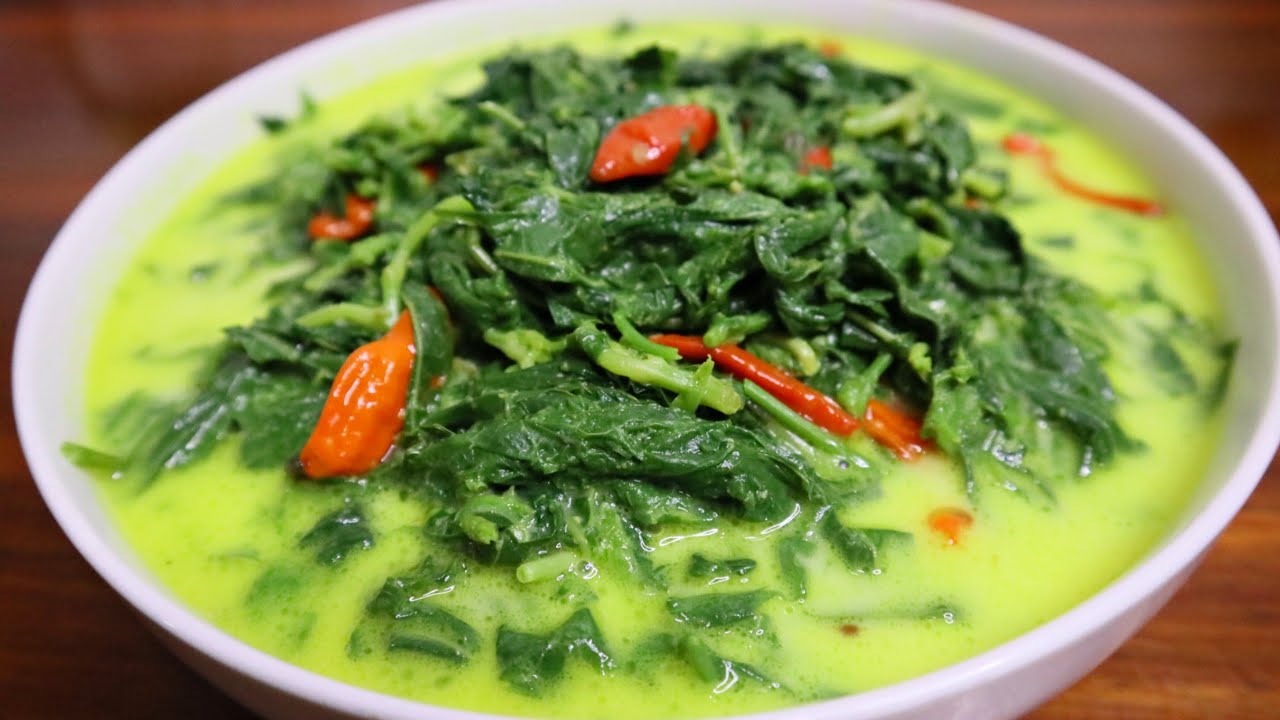 DAUN SINGKONG DI MASAK GULAI ENAK BANGET