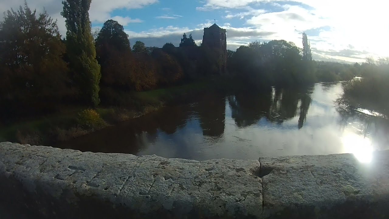 Shrewsbury Cycling Nov 2021 6 - Along the Severn from St Eata to old Attingham Bridge, Shrops