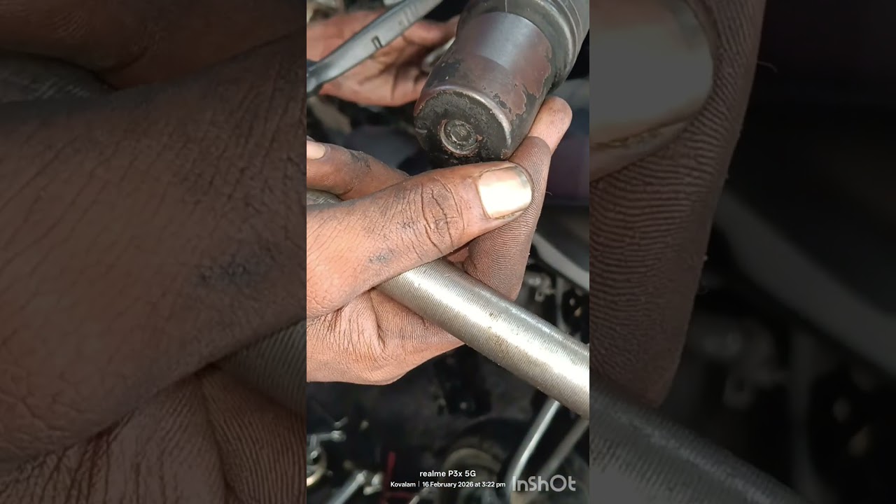 Dominar 250 fork oil seal open full video #automobile #dominar250 #bs6 #dominar #amardip #part(1)