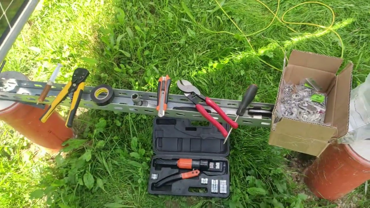 Jak wykonać główną skrzynkę rozdzielczą paneli i jak prawidłowo uziemić instalacje fotowoltaiczną.