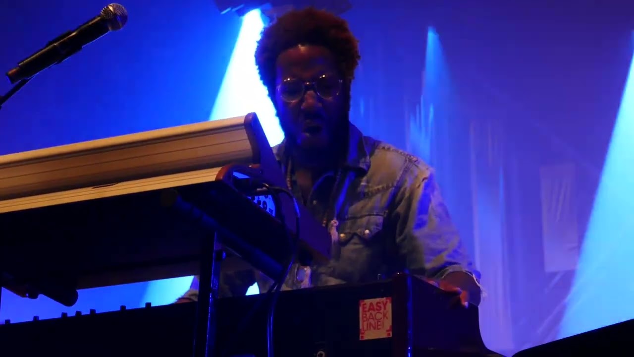 Cory Henry and The Funk Apostles - 1 (Grande Halle de la Villette - Paris - July 31st 2017)