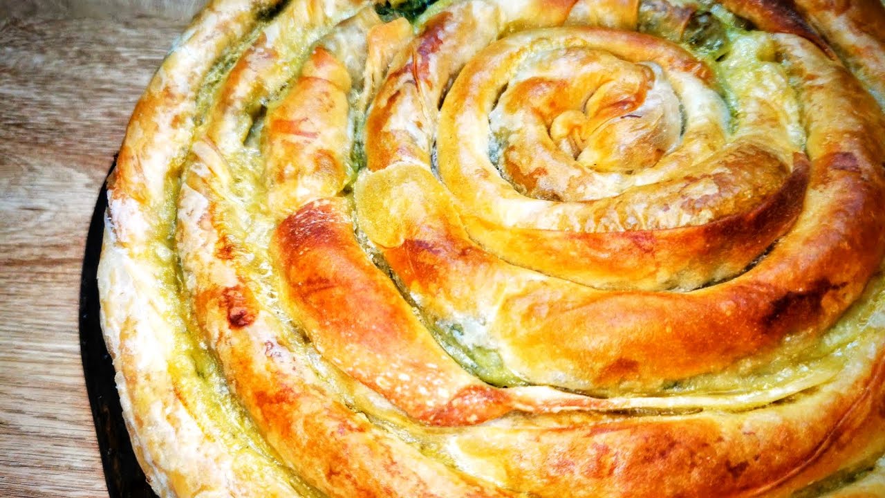 Бурек со шпинатом и сыром Фета
