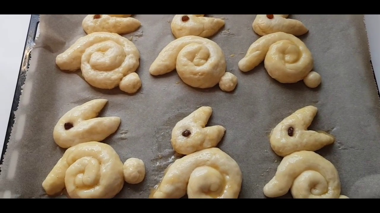 Osterhasen backen aus Quark-&Ouml;l-Teig, Ostergeb&auml;ck