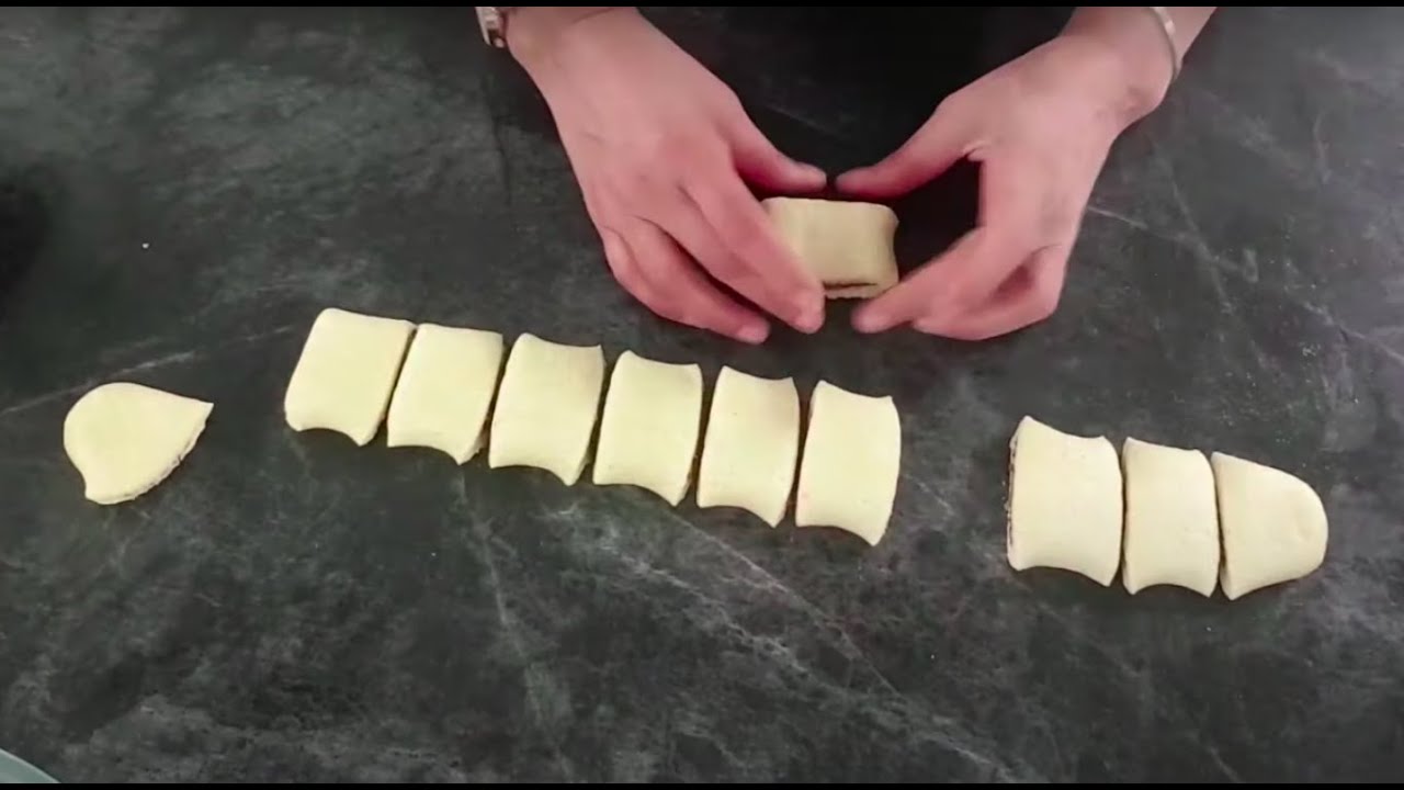 Gâteau  minute pour l'heure du thé façon makrout très facile à réaliser . بالعربية و الفرنسية