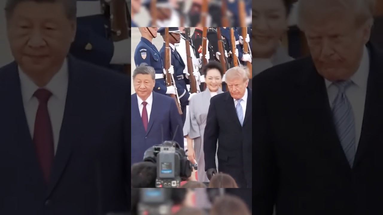 Trump Gives China's Xi Rare Tarmac Welcome for State Visit