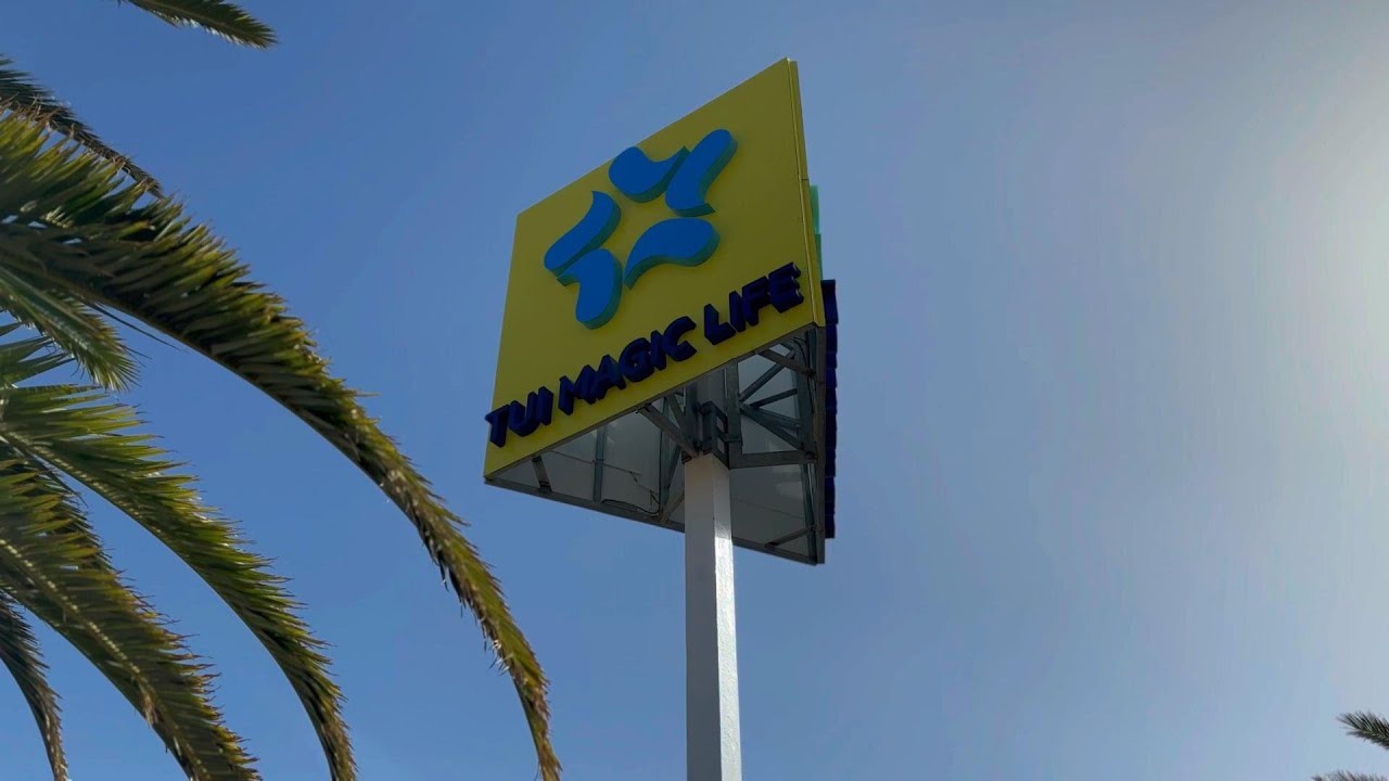 ‪@TUI‬