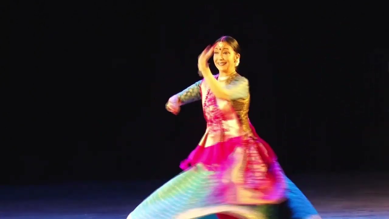 SAVARA GIRIDHAR|KRISHNA BHAJAN|Pt Birju Maharaj ji|Performed by Smt. Durga Arya