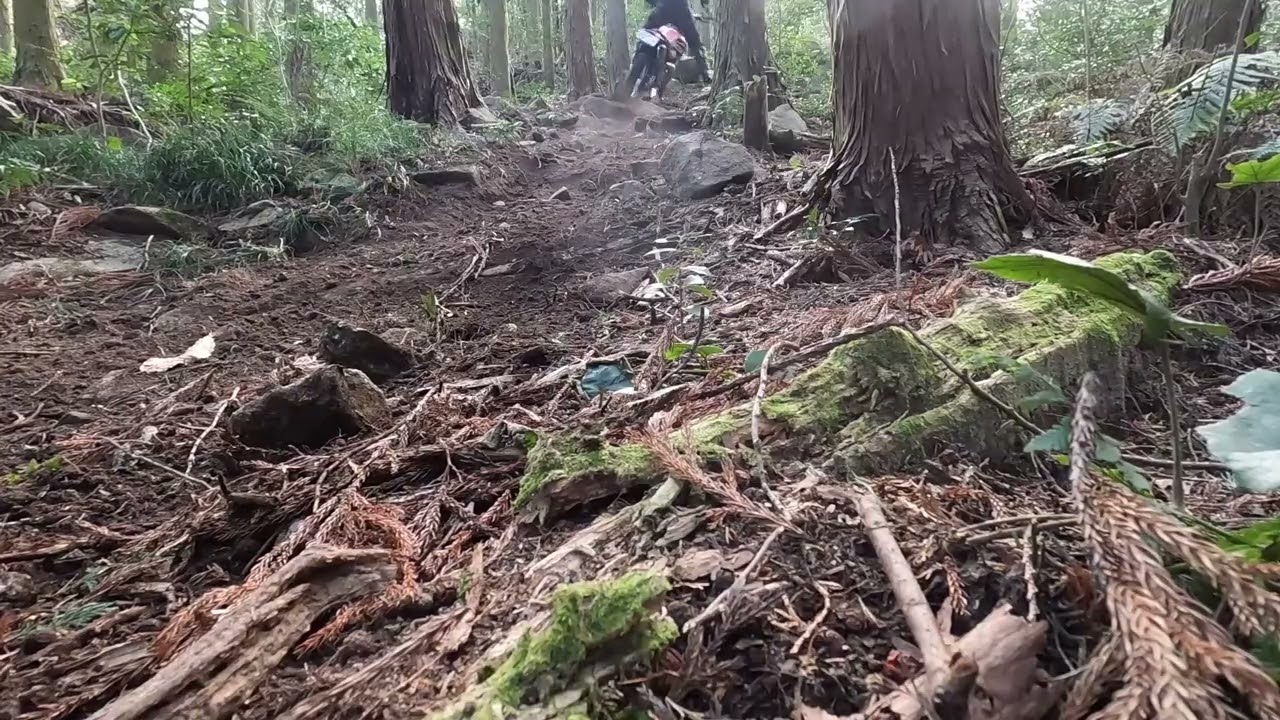 不整地坂の練習
