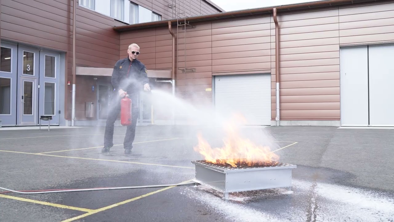 Käsisammuttimen käyttö