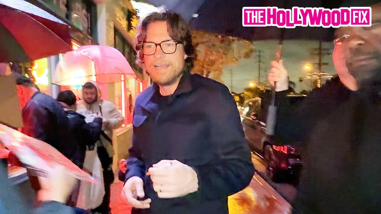 Джейсон Бейтман, Джиннифер Гудвин, Ке Хуэй Куан и Байрон Ховард на встрече с поклонниками фильма ...