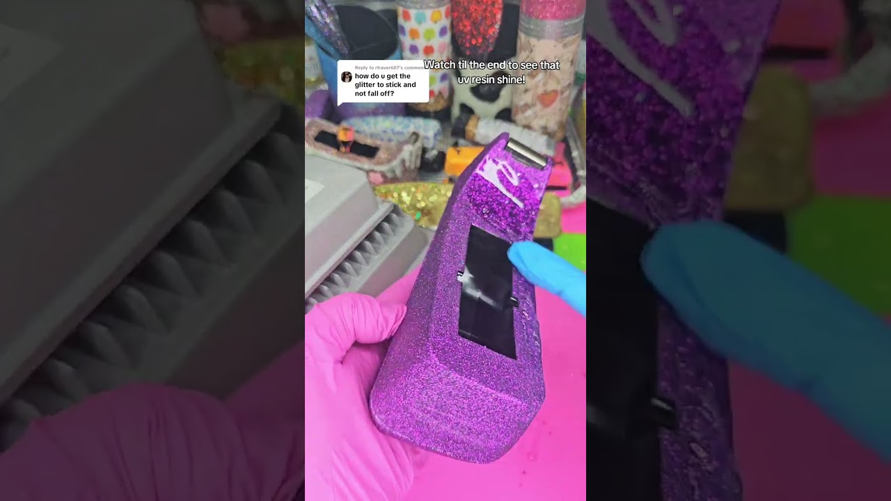 Let's seal this glitter tape dispenser with uv resin! 🥰✨️💕 #uvresin #resin #sealingglitter