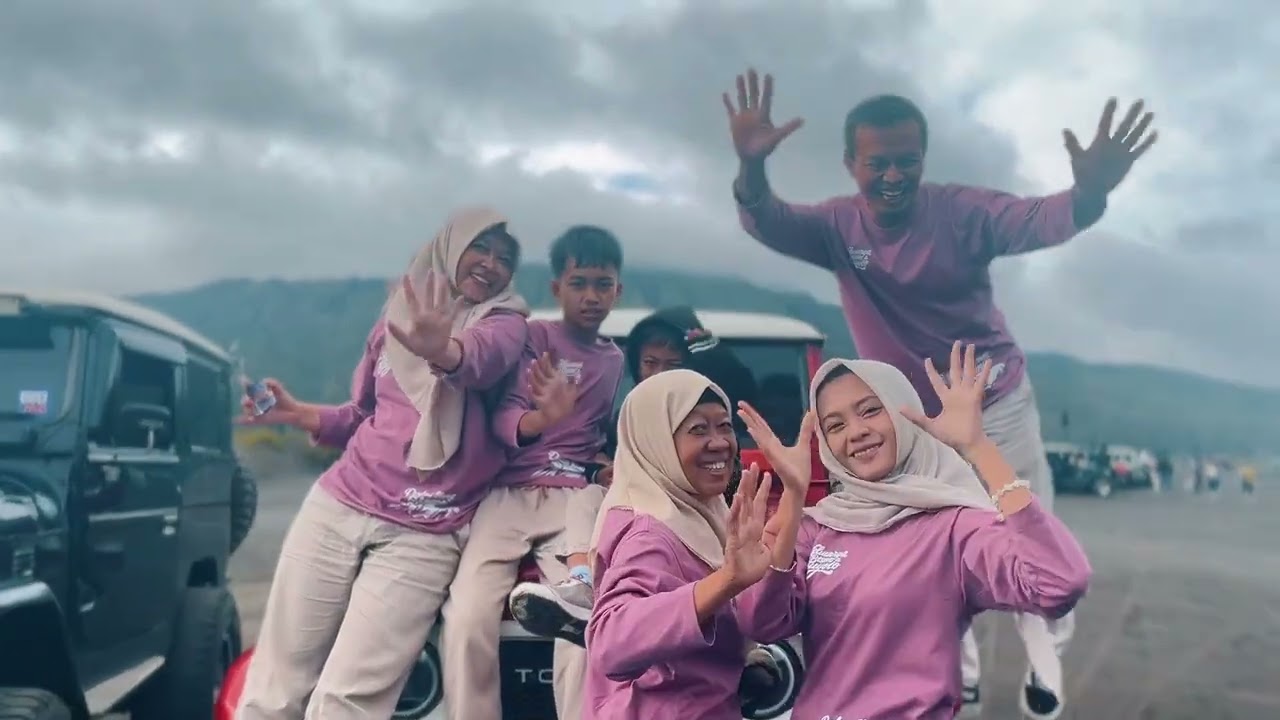 FAMILY GATHERING KELUARGA SUYOTO