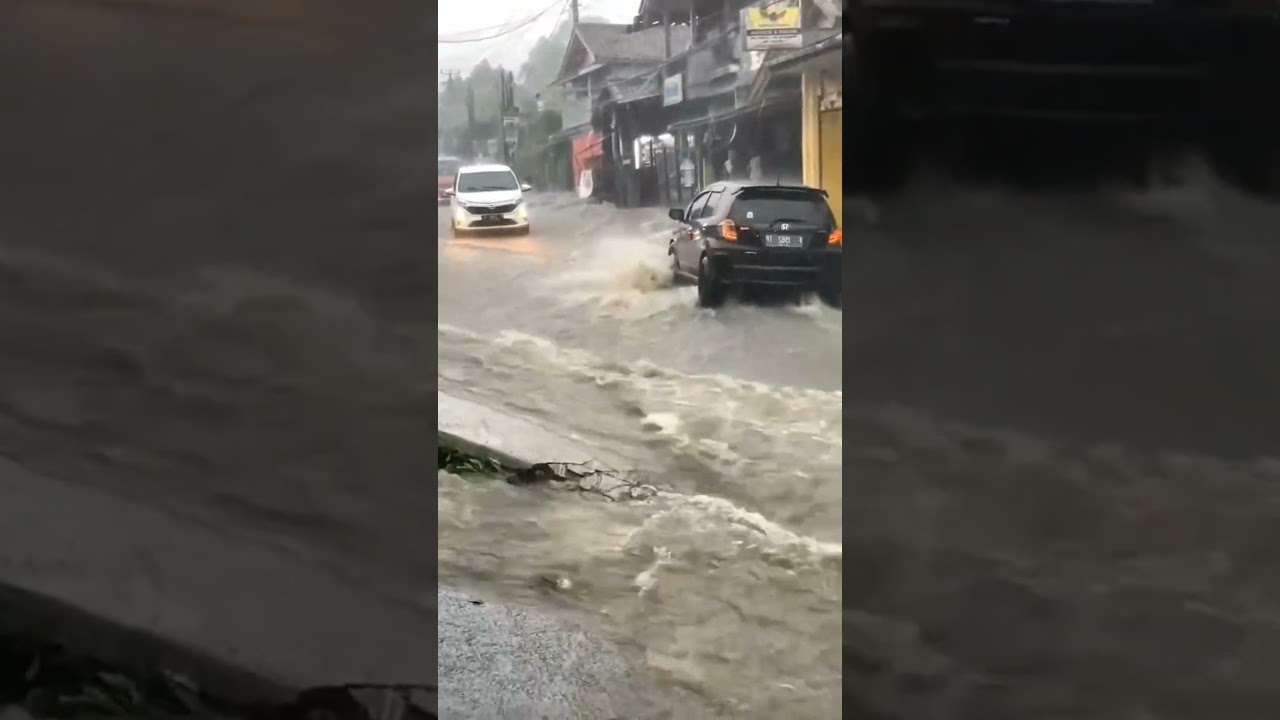 Unstoppable Floods | Real footage #viral #trending #floods #flood #Disaster #nature #fyp