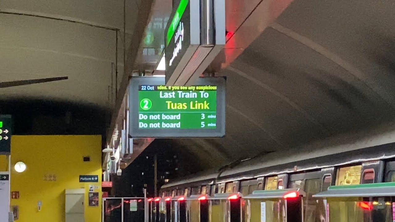 [SMRT] [Retired] [Last Train to Tuas Link] - Kawasaki C151 [023/024] at Tampines (EWL)