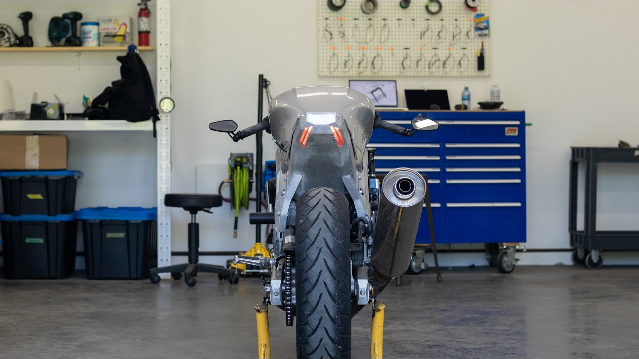 Custom tail lights, exhaust and top triple - 2nd Gen SV650 build