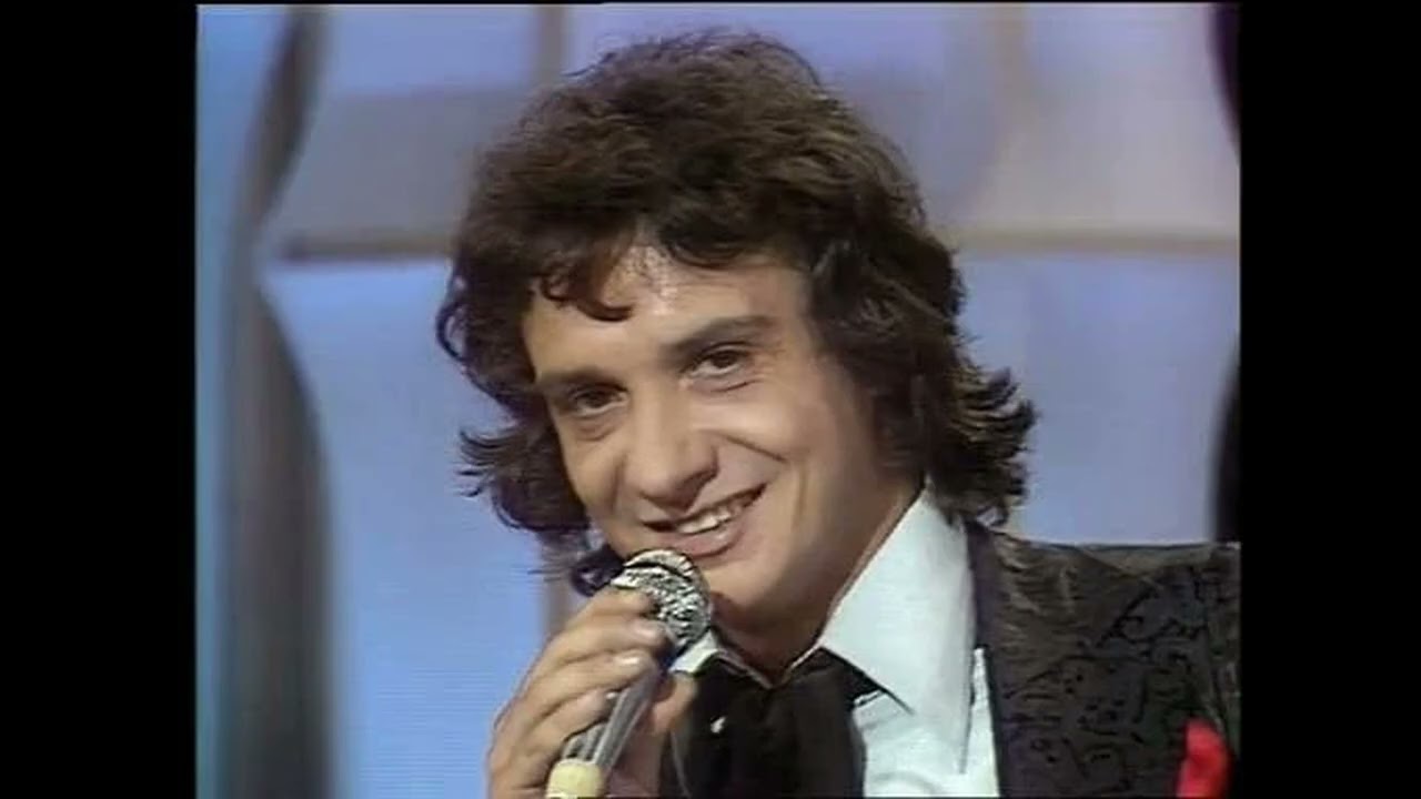 MICHEL SARDOU SES PLUS BELLES CHANSONS, Le surveillant général - Le curé, La même eau qui coule.