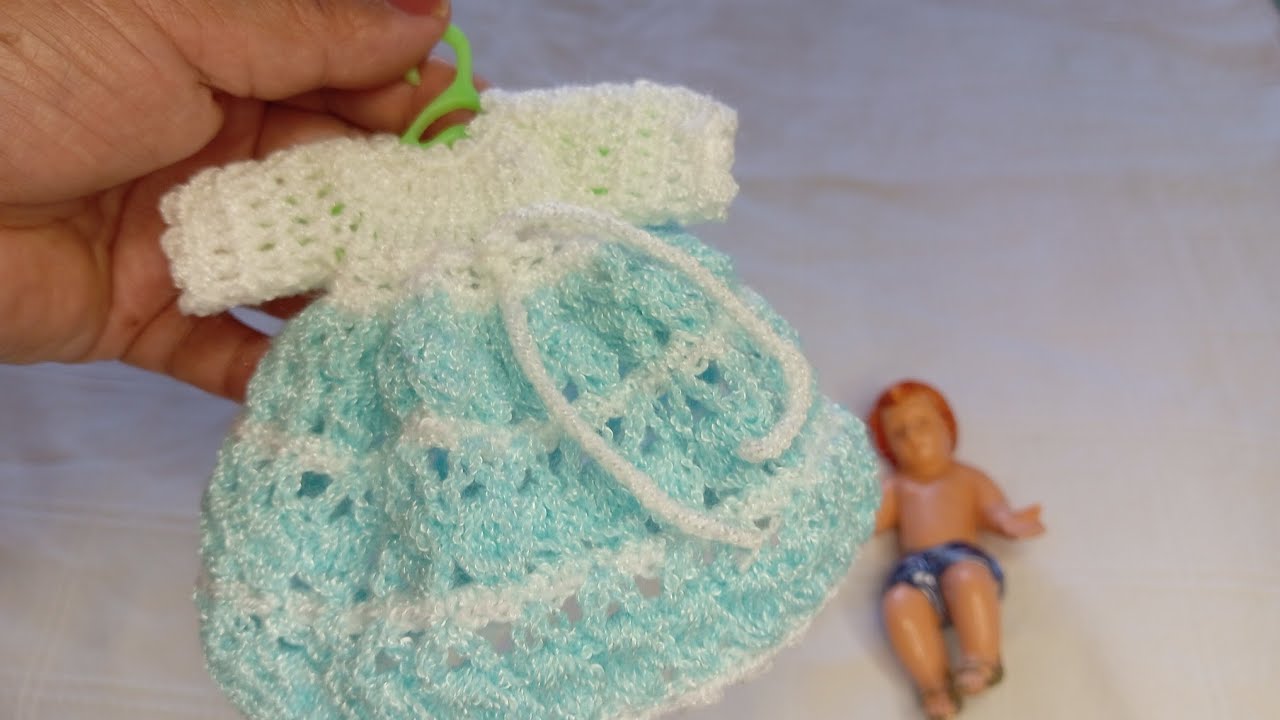 ROPÓNCITO PEQUEÑO PARA NIÑO DIOS DE 12 CM