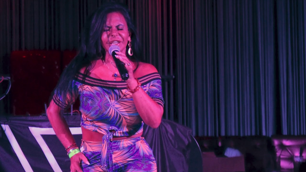 Gretchen - Havana (Clipe OFICIAL) Part. Latin Addict