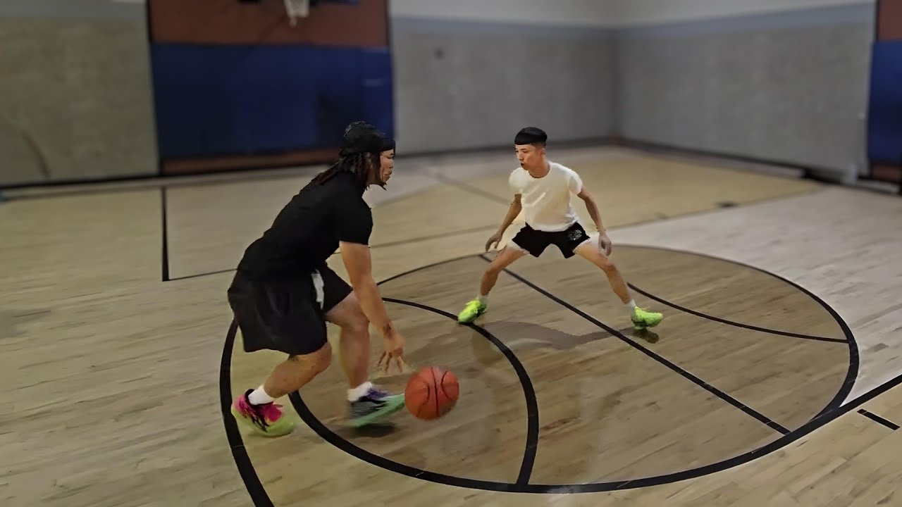 Rayasianboy VS Plaqueboymax 1v1 Basketball.. 😲