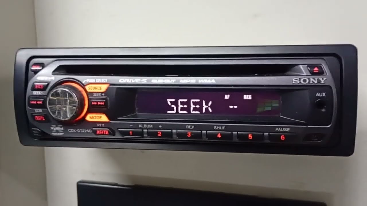 SONY CDX-GT225C CD MP3 AUX Radio Samochodowe Prezentacja Car Audio Test 