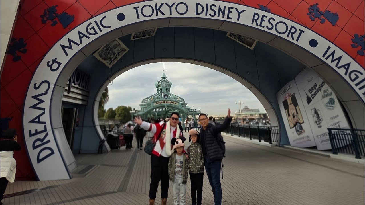 DAY 4 : TOKYO DISNEYLAND - Part 1