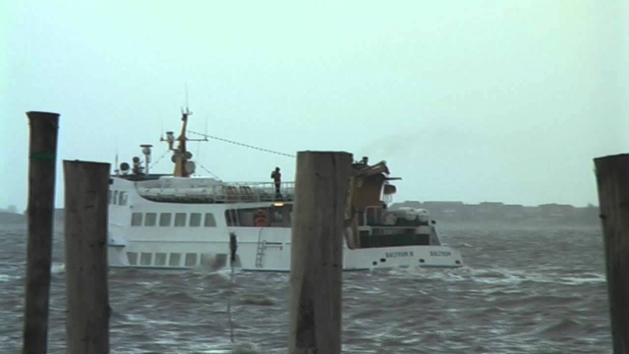 Sturmflut 9.12.2011, 1200 Uhr.wmv