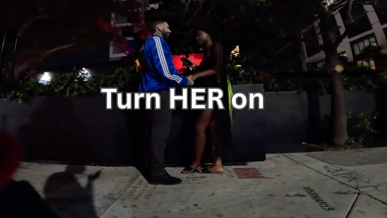 How to Properly Escalate and build Sexual Tension (live Street demo)