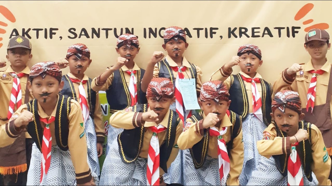 Tari Kreasi Warok Siaga Barung Putra MI Ma'arif Dukuh Salatiga