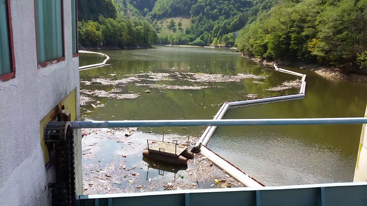 Lacul Obreja de Capalna lake at Transalpina (road no. 67C), Romania (2017.09)