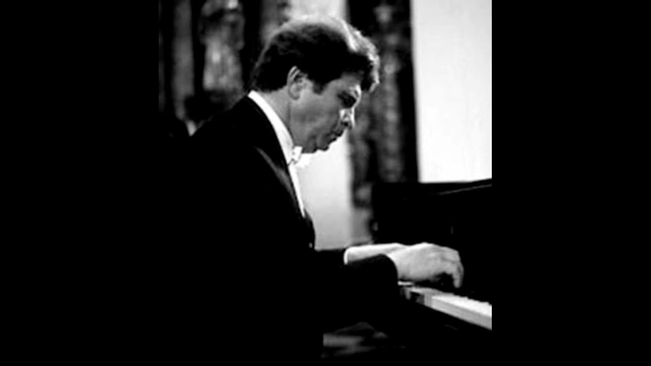 Gilels plays Beethoven Emperor Concerto {Salzburg}