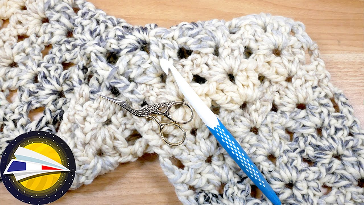 Crochet | Écharpe douillette pour l'hiver au motif iris | Apprendre le crochet