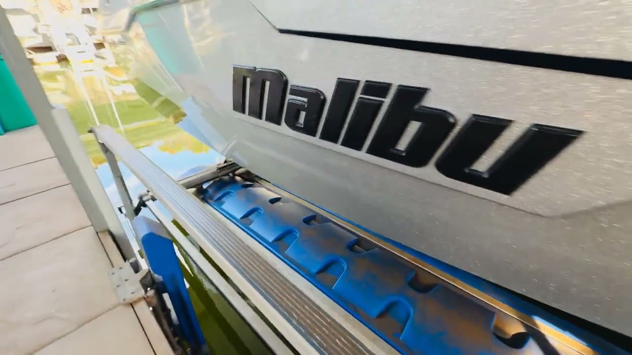 2021 Malibu 25LSV Exterior Walk Around 