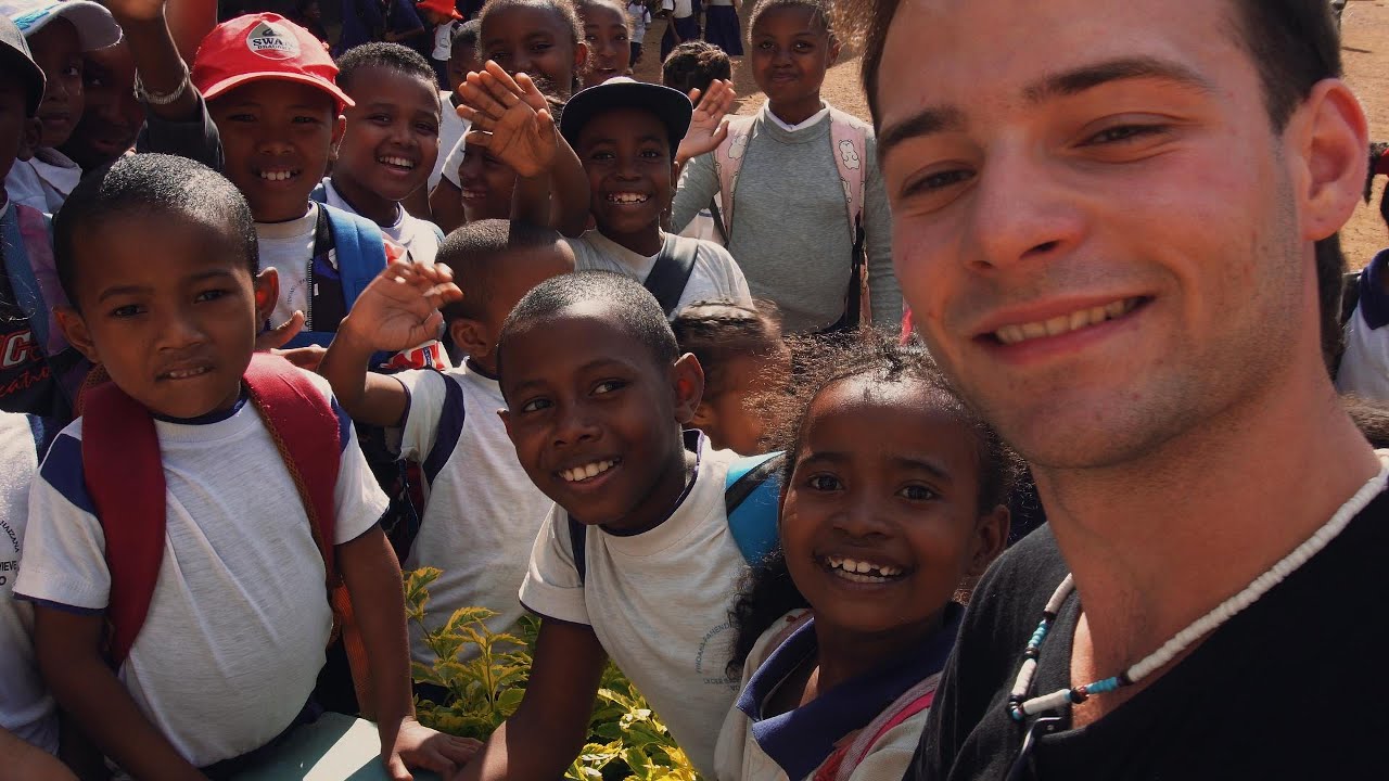 Heal The World   Videoclip   Fabian Impresionator