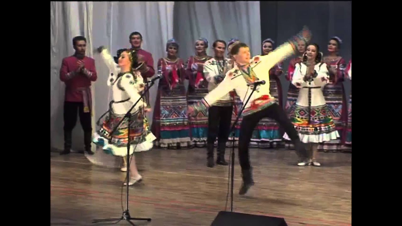 Ансамбль италмас. Чапкыса эктон (танец хлопушки)