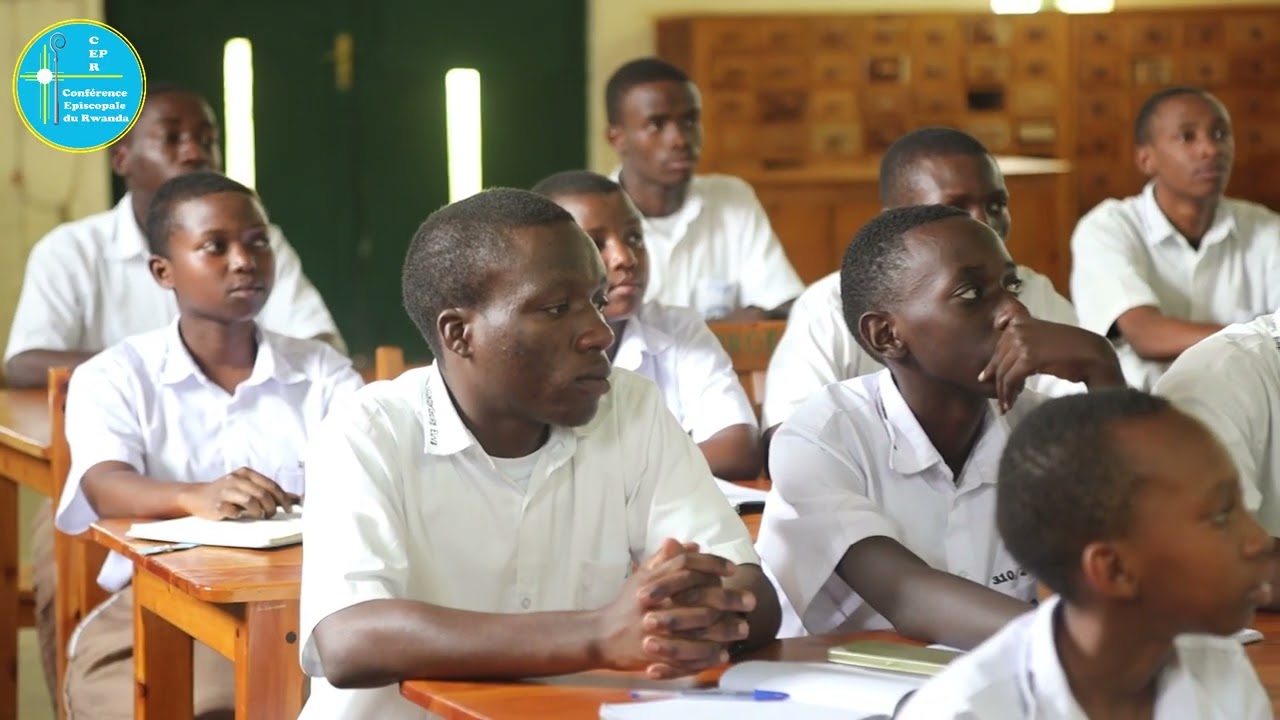 MUSA AHABWA AMATEGEKO KU MUSOZI WA SINAI