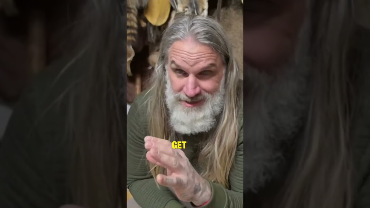 Using SINEW To Secure An ARROWHEAD #archery #archeology #survival #outdoorskills #survivalskills