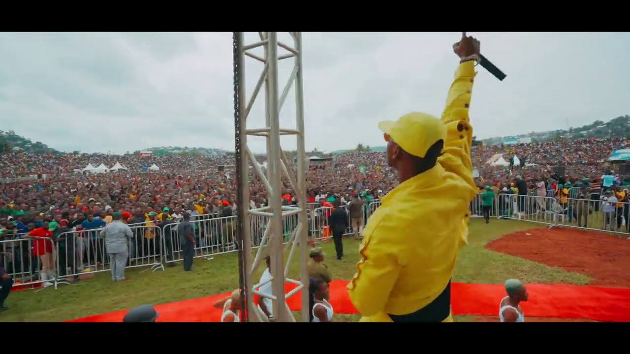 Diamond Platnumz - Perfoming Live at KIRUMBA STADIUM ( MWANZA )
