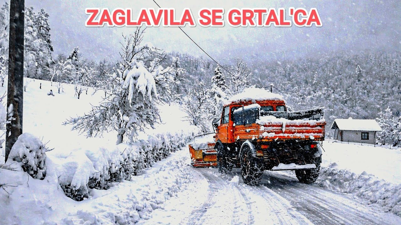 SNIJEG NAPRAVIO KOLAPS!!! GRTALICA SLETILA SA PUTA