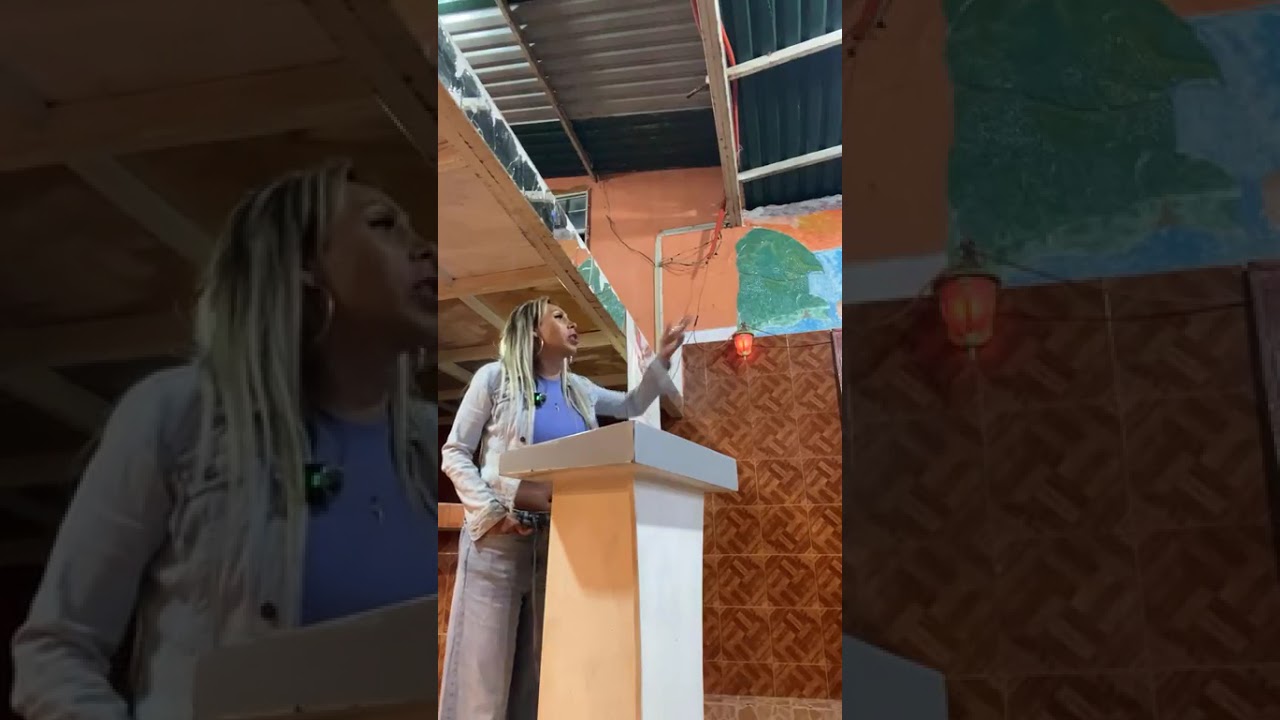 Madrina Lorena de Navarrete.. tema: libertad bajo Dios